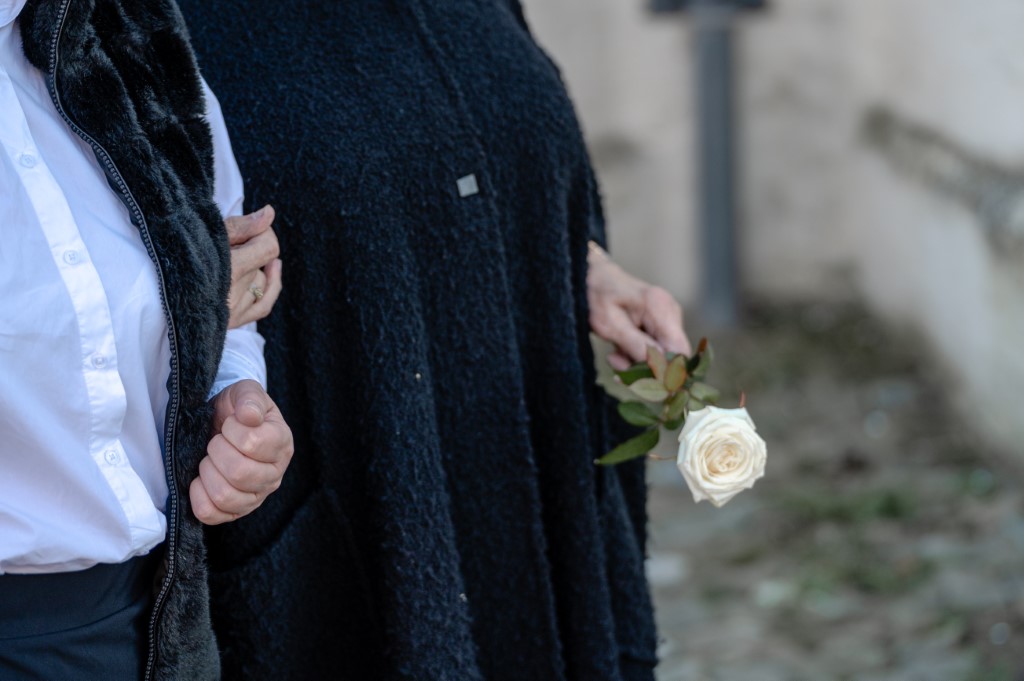 Zorg voor opa en oma tijdens uitvaart